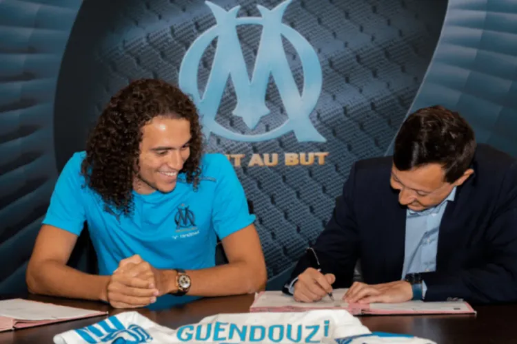 نادي مارسيليا يعلن شراء عقد ماتيو كندوزي من آرسنال الانجليزي