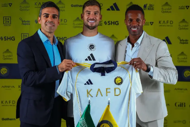 كرة القدم.. مدافع برشلونة الإسباني إينييغو مارتينيز ينتقل إلى النصر السعودي