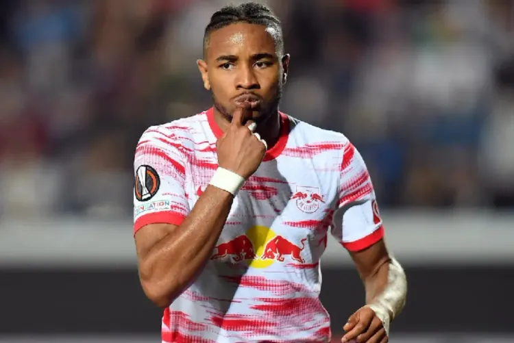 بطولة إيطاليا لكرة القدم.. نكونكو يغادر تشلسي للالتحاق بميلان