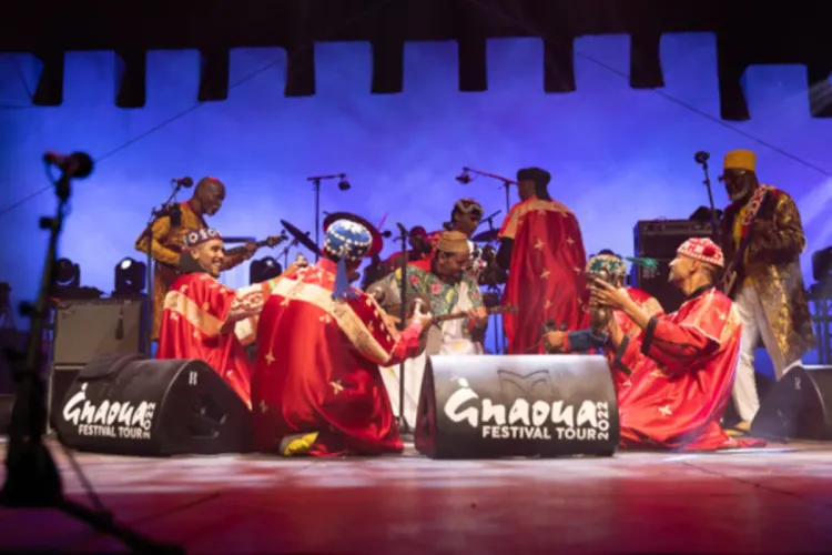 مهرجان كناوة 2022 : مركب محمد الخامس بالدار البيضاء يحتضن المرحلة الثالثة