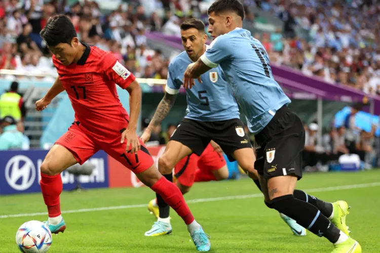 مباراة كوريا الجنوبية والأوروغواي تنتهي على وقع التعادل السلبي