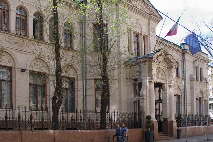 إيطاليا تعلن إعادة فتح سفارتها في مدينة كييف الأوكرانية