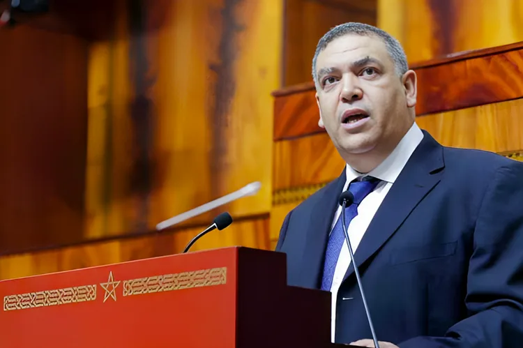 السيد عبد الوافي لفتيت: وزارة الداخلية تعمل على التطوير المستمر لقطاع النقل الحضري