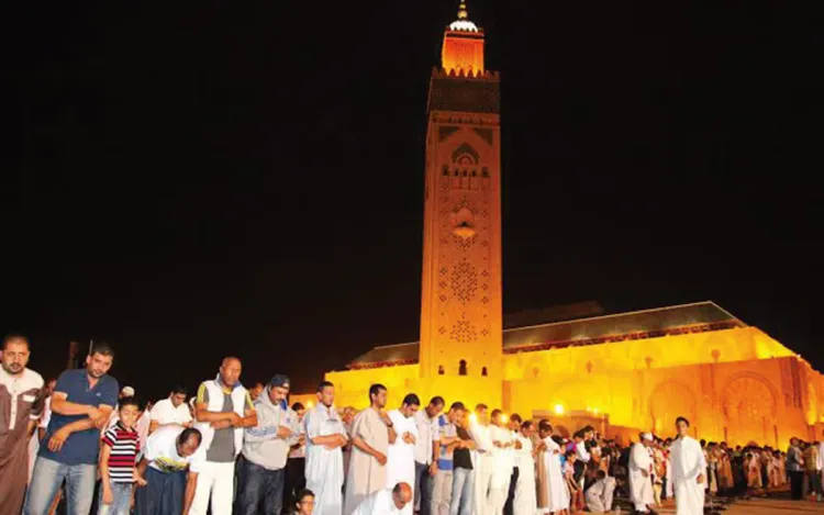 الدار البيضاء: إحياء ليلة القدر المباركة في أجواء من الخشوع والطمأنينة