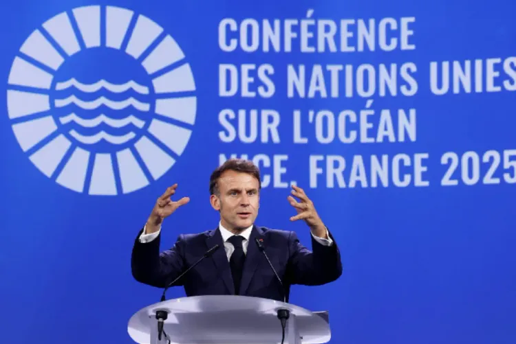 الرئيس الفرنسي إيمانويل ماكرون يشيد بالالتزام "القوي" و"الواضح" لصاحب الجلالة الملك محمد السادس من أجل تطوير اقتصاد أزرق في إفريقيا