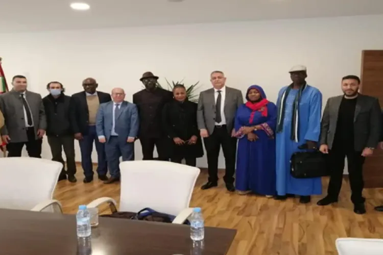 انعقاد لقاء بين رجال أعمال ماليين ونظرائهم من جهة طنجة لتعزيز التعاون الاقتصادي