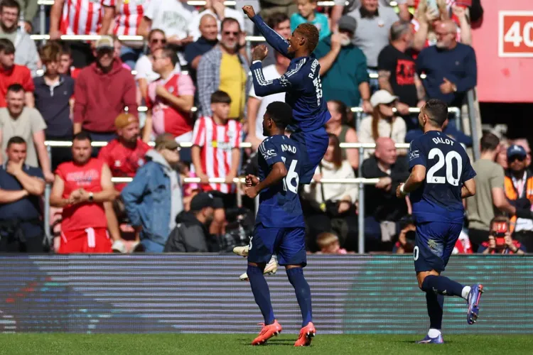 بطولة إنجلترا لكرة القدم: مانشستر يونايتد يفوز على مضيفه ساوثمبتون