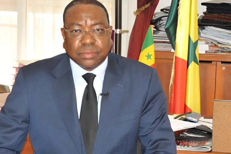 خطاب العرش يعكس الالتزام الراسخ للمغرب بإعطاء دينامية جديدة للاتحاد المغاربي (وزير الخارجية السنغالي الأسبق)