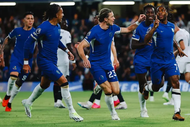 كأس الرابطة الانجليزية: تشلسي يحقق فوزا صعبا على ويمبلدون ويعبر إلى الدور الثالث