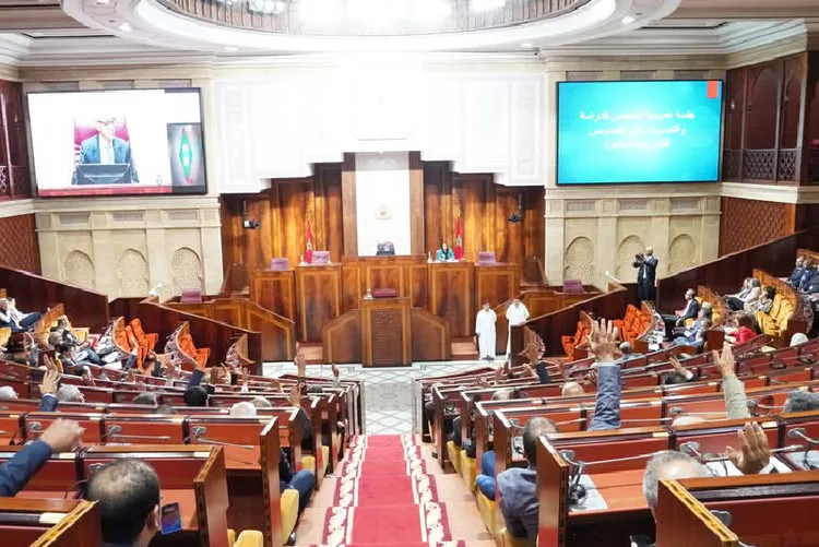 مجلس النواب يصادق على مشروع قانون يتعلق بإصلاح المراكز الجهوية للاستثمار وبإحداث اللجان الجهوية الموحدة للاستثمار