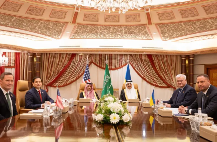 محادثات جدة.. أوكرانيا تقبل اقتراحا أميركيا بهدنة 30 يوما