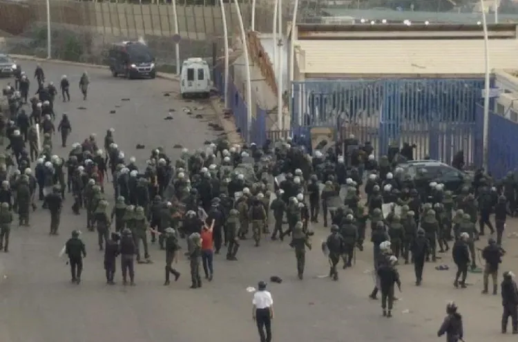 محاولة اقتحام مليلية المحتلة في يونيو 2022... عمل إجرامي من مافيات الهجرة غير الشرعية