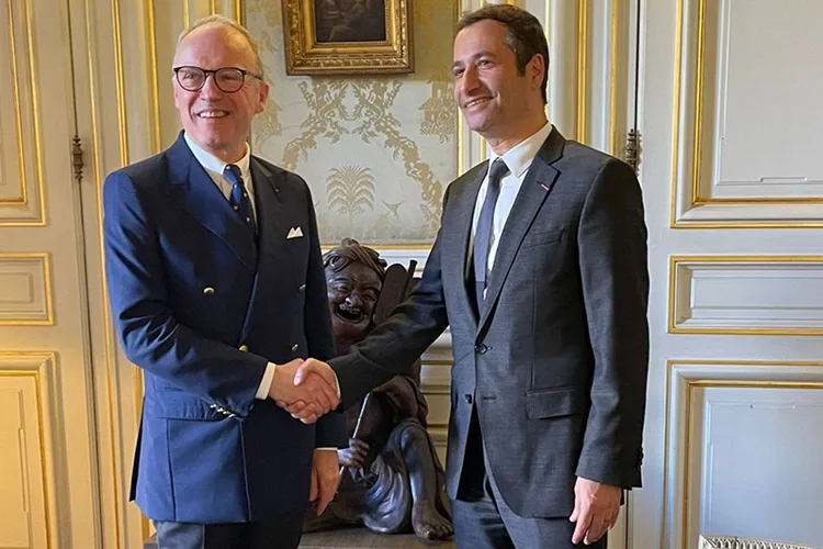 سفير المغرب بفرنسا يؤكد أن البلدين مدعوان للحفاظ على علاقتهما وتثمينها في مواجهة التحديات الجديدة