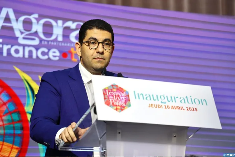 افتتاح مهرجان باريس للكتاب 2025.. السيد بنسعيد "فخور" باختيار المغرب كضيف شرف
