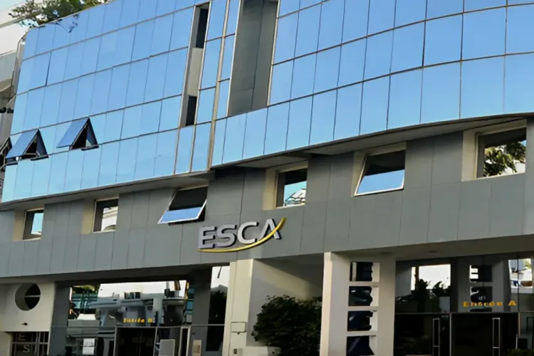 تصنيف Eduniversal 2023: مدرسة إدارة الأعمال ESCA بالدار البيضاء تحرز المرتبة الثالثة بإفريقيا