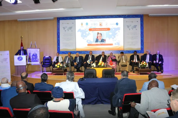 الداخلة: إحداث مركز دولي للبحث والتكوين في مجال الذكاء الاقتصادي