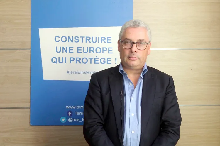 معهد أوروبي : جلالة الملك سطر خارطة طريق لأولويات المملكة