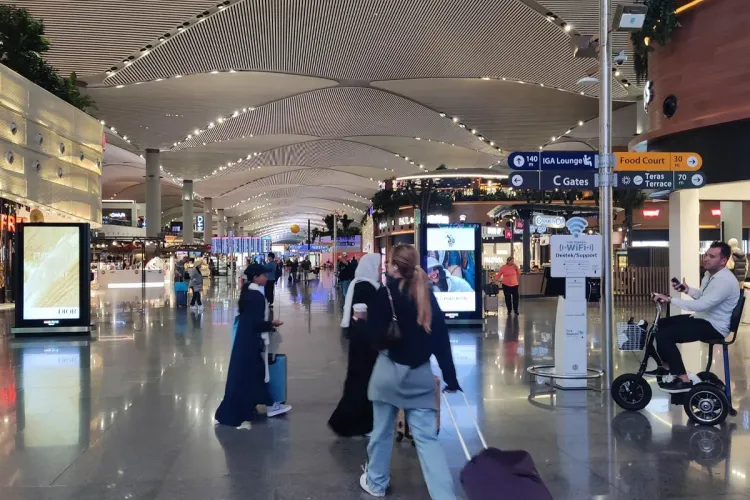 الخطوط الجوية التركية تلغي جميع رحلاتها من مطار إسطنبول بسبب عطل تقني