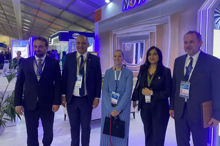 رياض مزور: المغرب يعتزم مضاعفة عدد الوظائف في قطاع الطيران في أفق 2030