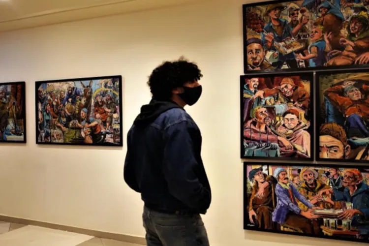 المعهد الإسباني بطنجة يحتضن معرضا لإبداعات خريجي المعهد الوطني للفنون الجميلة