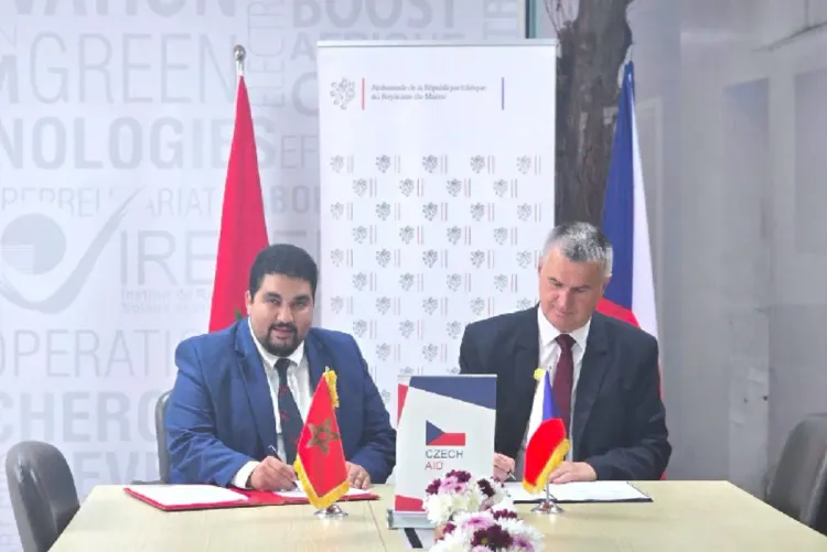 تعاون إستراتيجي بين المغرب والتشيك لدعم تجريب تقنية استخلاص الماء من رطوبة الهواء