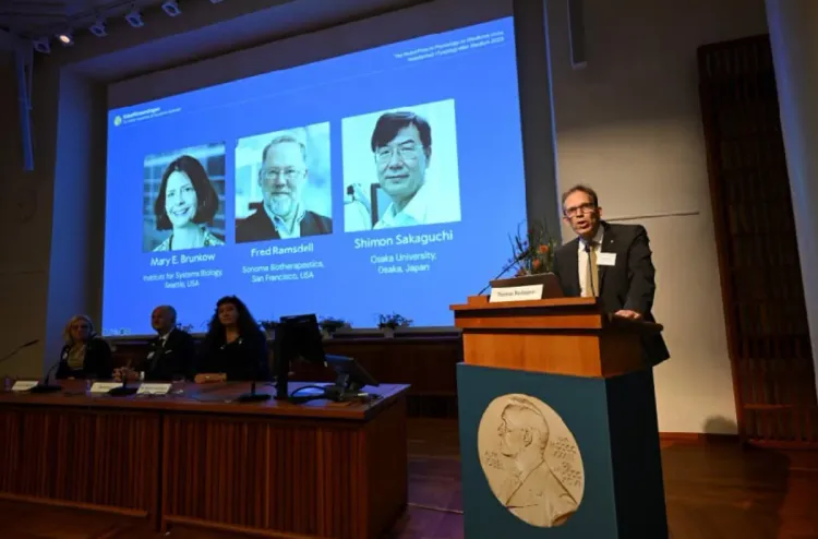 منح جائزة نوبل في الطب لثلاثة علماء عن أبحاثهم في مجال التحكم في الجهاز المناعي