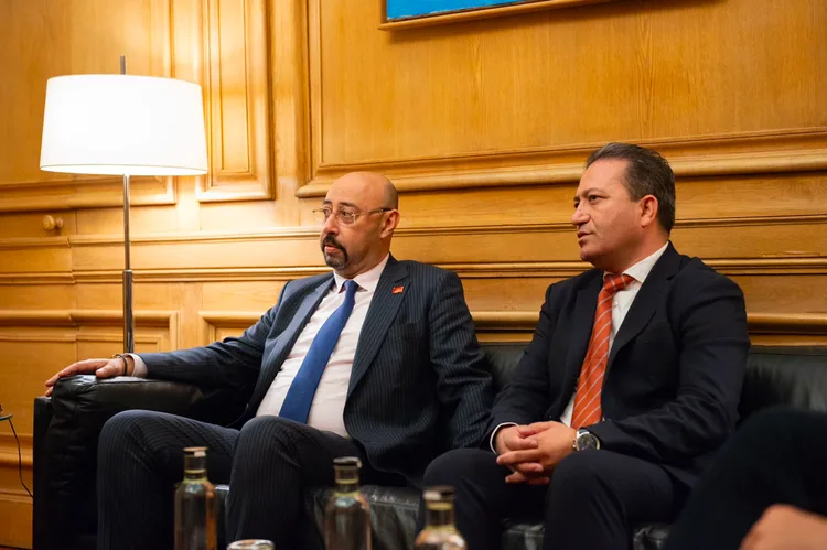 برشلونة وطنجة تعتزمان إعطاء زخم جديد لتعاونهما