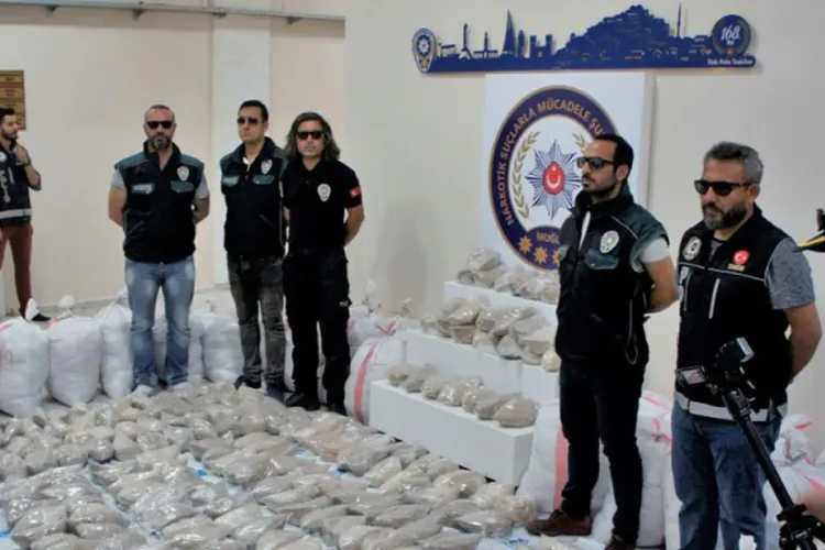 تركيا : ضبط أزيد من طن من مادة الماريخوانا المخدرة داخل سفينة قادمة من المكسيك