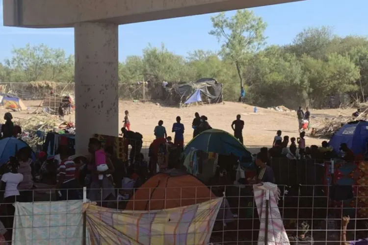 مأساة إنسانية .. مهاجرون يخاطرون بحياتهم في سبيل أمريكا