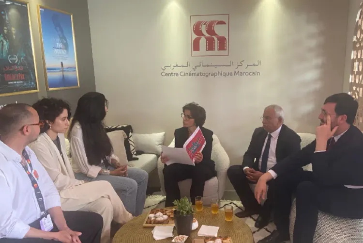 وزيرة الثقافة الفرنسية تزور الجناح المغربي في مهرجان كان السينمائي