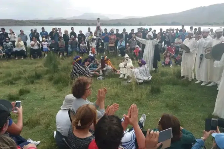 مهرجان مغاربة العالم بإملشيل 2022 : الدورة الرابعة تشهد مشاركة أزيد من 50 فرداً من الجالية المغربية