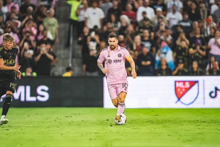 ميسي يسهم في فوز إنتر ميامي على لوس أنجلس