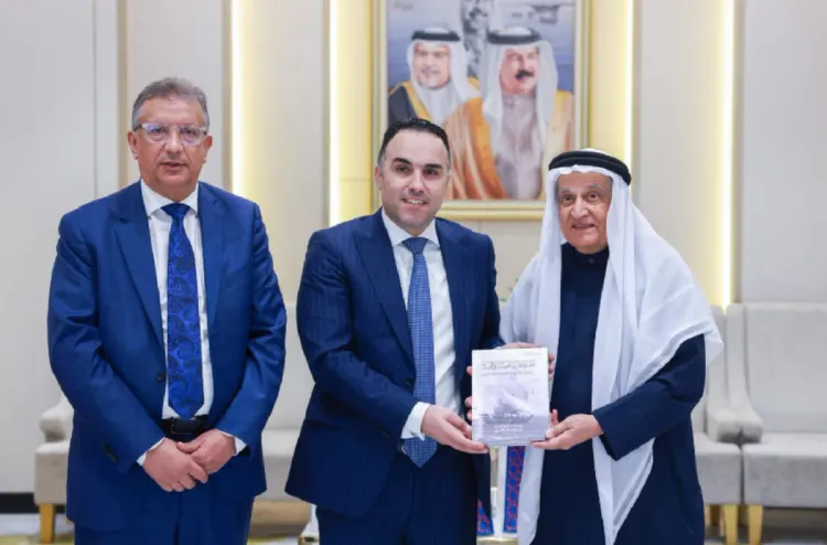 وفد من مجلس المستشارين يجري بالمنامة محادثات مع رئيس غرفة التجارة والصناعة البحريني