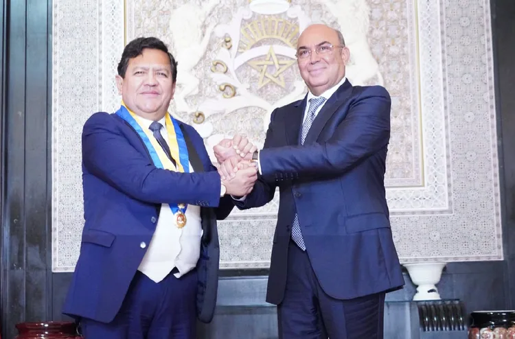 نائب رئيس مجلس النواب يجري مباحثات مع رئيس برلمان مجموعة دول الأنديز