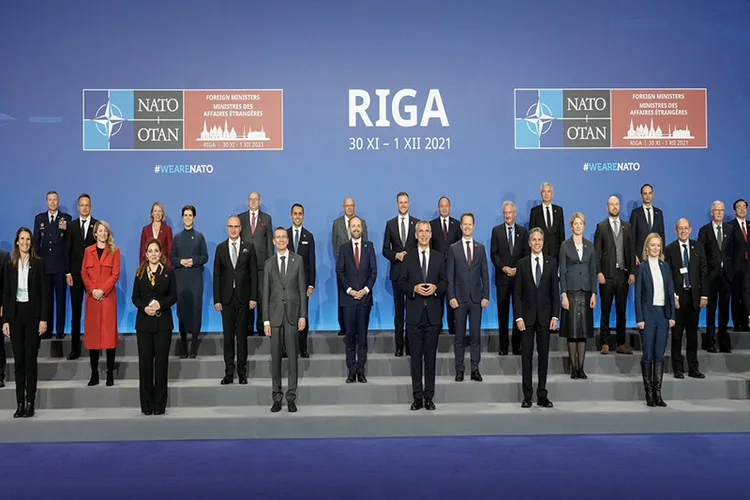 النزاع الروسي الأوكراني .. انعقاد اجتماع وزراء خارجية الناتو في ماي المقبل ببرلين