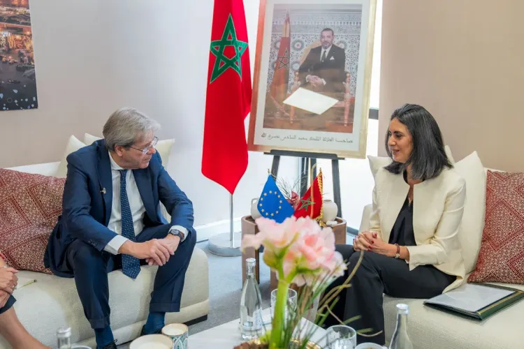 وزيرة الاقتصاد تتباحث تعزيز التعاون مع المفوض الأوروبي للشؤون الاقتصادية