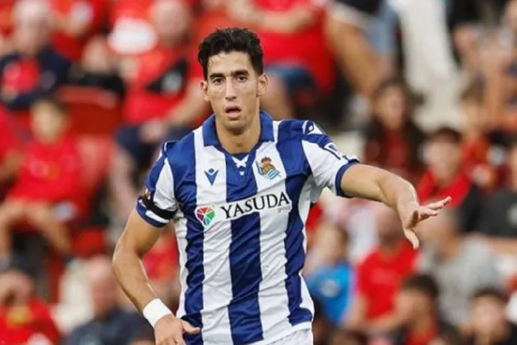 الانتقالات الصيفية.. نايف أكرد على رأس أولويات أولمبيك مارسيليا (وسائل إعلام فرنسية)