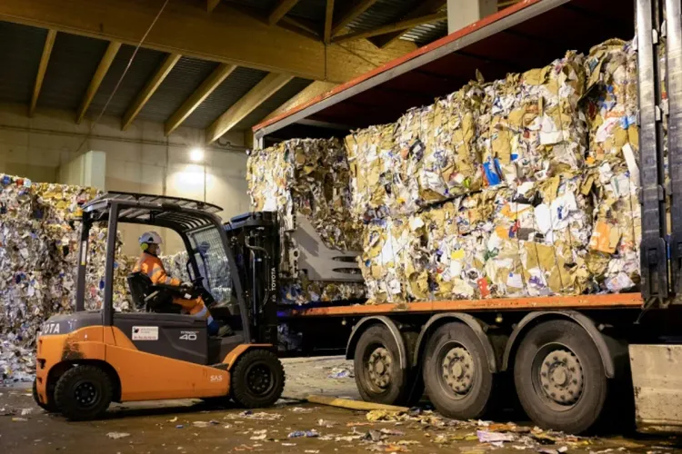 الاتحاد الأوروبي يسجل ارتفاعا قياسيا في نفايات التغليف