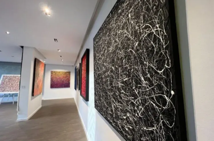 الرباط.. افتتاح المعرض التشكيلي الجماعي "الفن والهجرة بصيغة المؤنث"