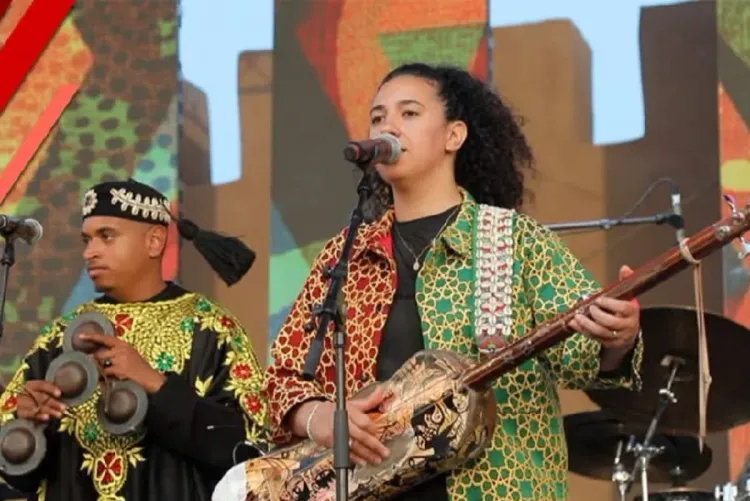 هند النعيرة تهدي الجمهور التونسي ليلة كناوية خام