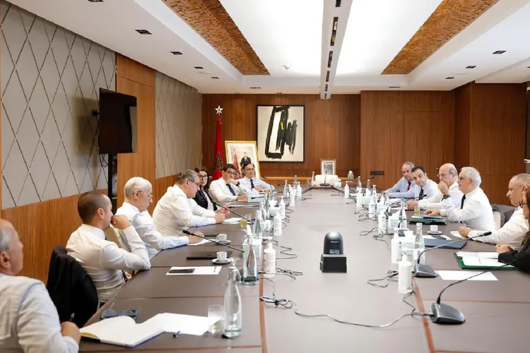 هيئة رئاسة الأغلبية تؤكد على حسن إنصاتها وتفهمها للمطالب الاجتماعية واستعدادها للتجاوب الإيجابي والمسؤول معها (بيان)