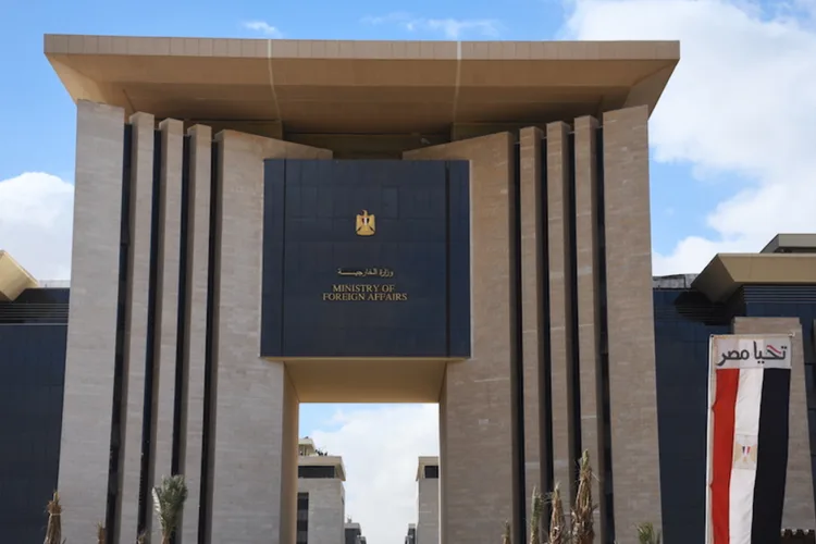 مصر تستدعي القائم بأعمال سفارة السويد