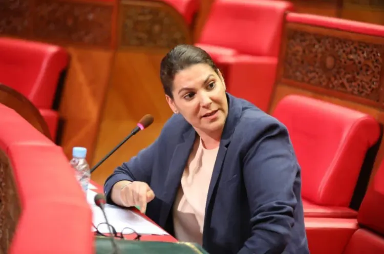 السيدة المنصوري: 70 في المائة من استثمارات أفراد الجالية المغربية مرتبطة بمجال العقار