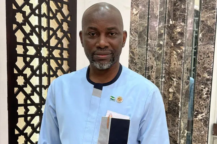 وزير سيراليوني: جلالة الملك ارتقى بالمغرب إلى فاعل اقتصادي رئيسي في إفريقيا