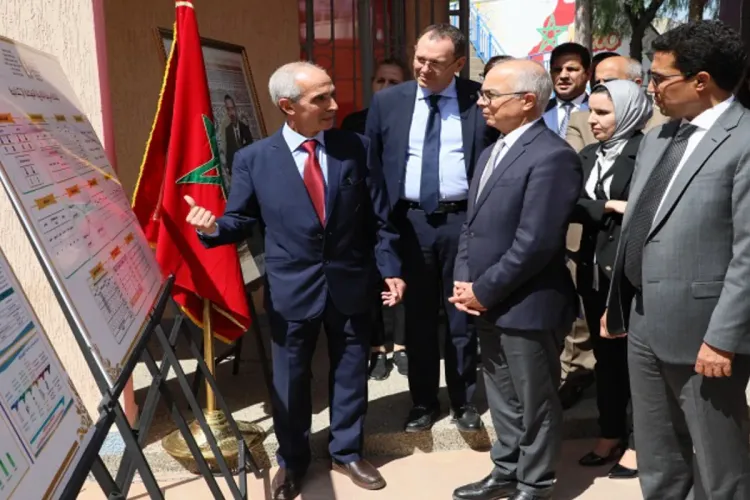 وزير التربية الوطنية يقوم بزيارة ميدانية لعدد من المؤسسات التعليمية بجهة فاس مكناس