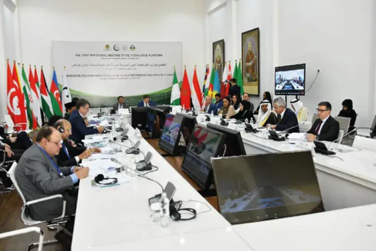 وزير التعليم العالي يشارك في الاجتماع الوزاري لمنصة حوار-15 لمنظمة التعاون الإسلامي