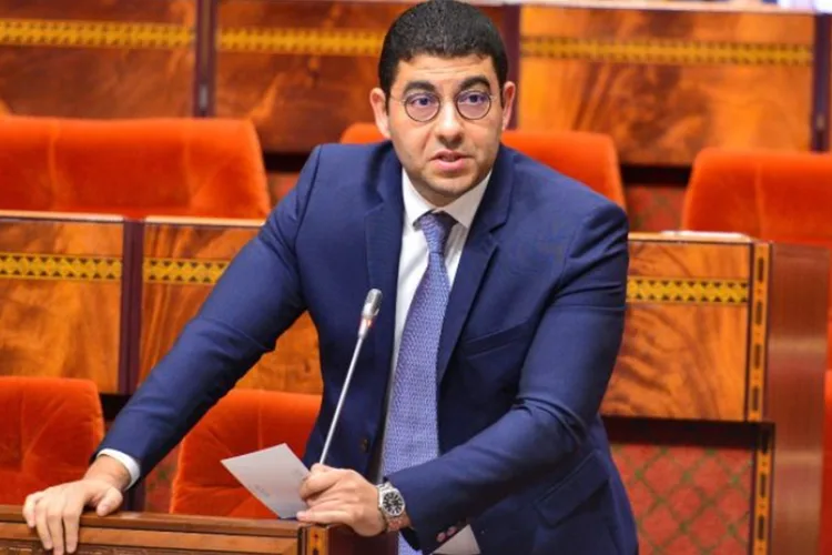 وزير الثقافة والتواصل: حان الوقت لتغيير مدونة الصحافة والنشر للحسم في تنظيم الإعلام الإلكتروني