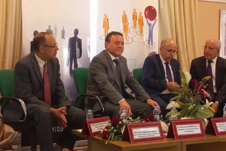 وزير النقل واللوجستيك يدعو إلى إرساء سيادة وطنية في قطاعي النقل واللوجستيك