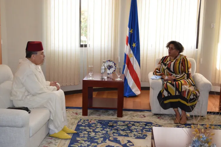 وفد عن مؤسسة محمد السادس للعلماء الأفارقة يتباحث ببرايا مع وزيرة الصحة للرأس الأخضر