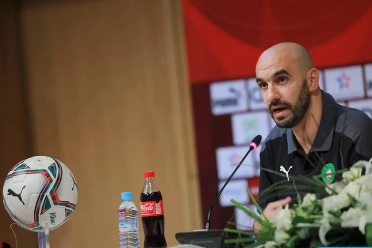 وليد الركراكي يعقد ندوة صحافية قبل ودية أنغولا